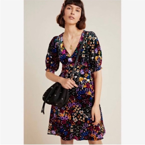 Anthropologie Dresses & Skirts - Anthropologie Francie Floral Velvet Dress Black Size 8